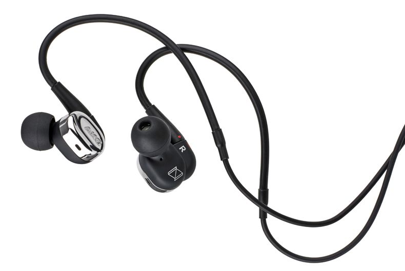 AKG N40
