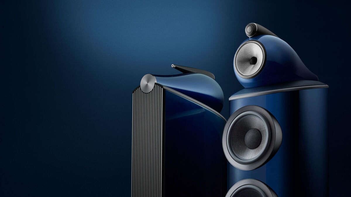 Bowers & Wilkins 800 Series Signature