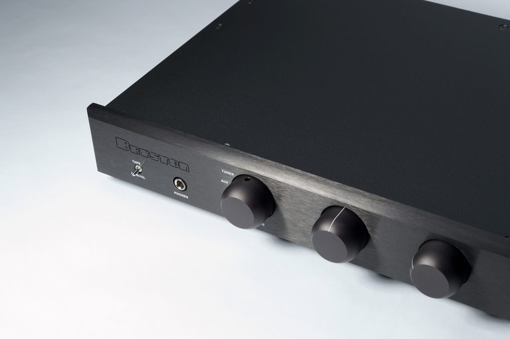 Bryston B60R
