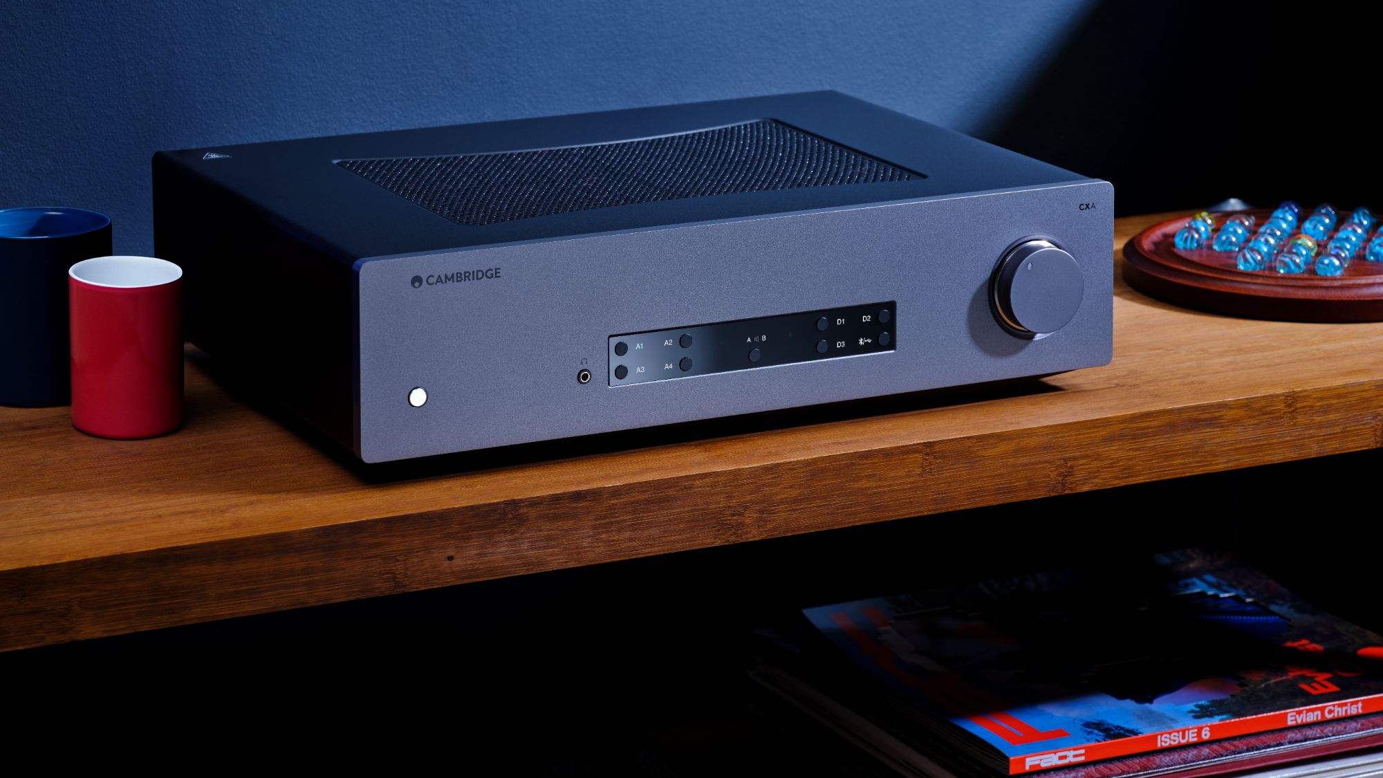 Cambridge Audio CXA81 MK2