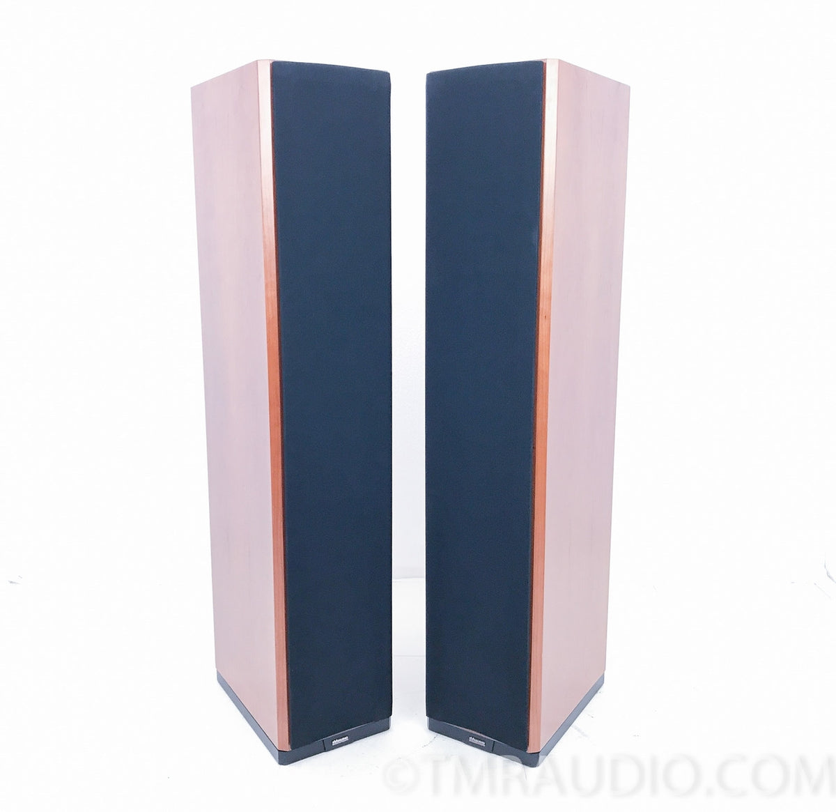 Dynaudio Focus 360