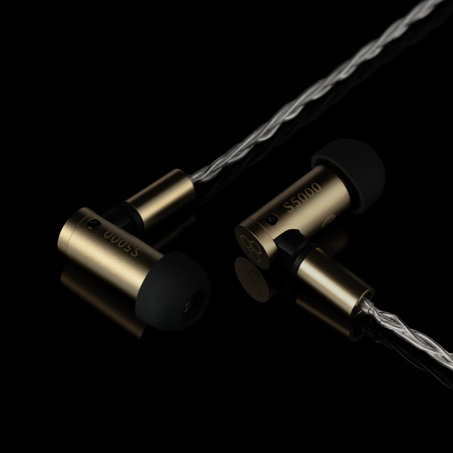 Final Audio ZE2000