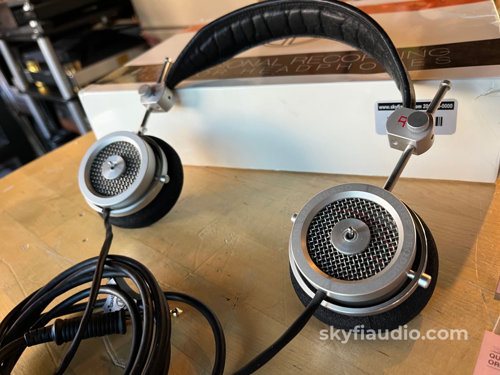 Grado HP1000