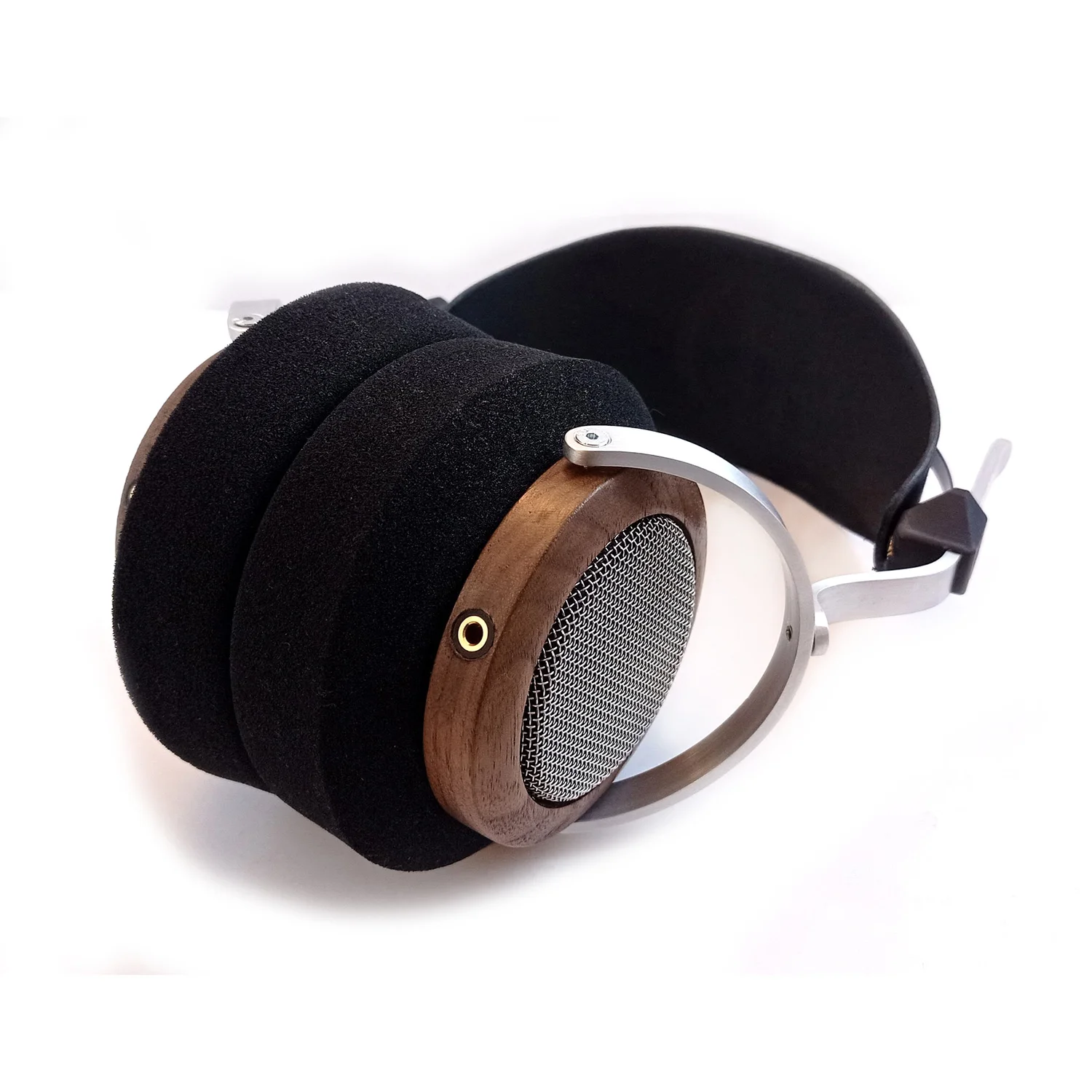 Hyland Headphones Saturn