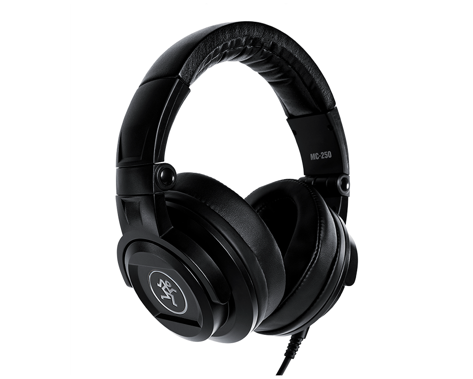 Mackie MC-250