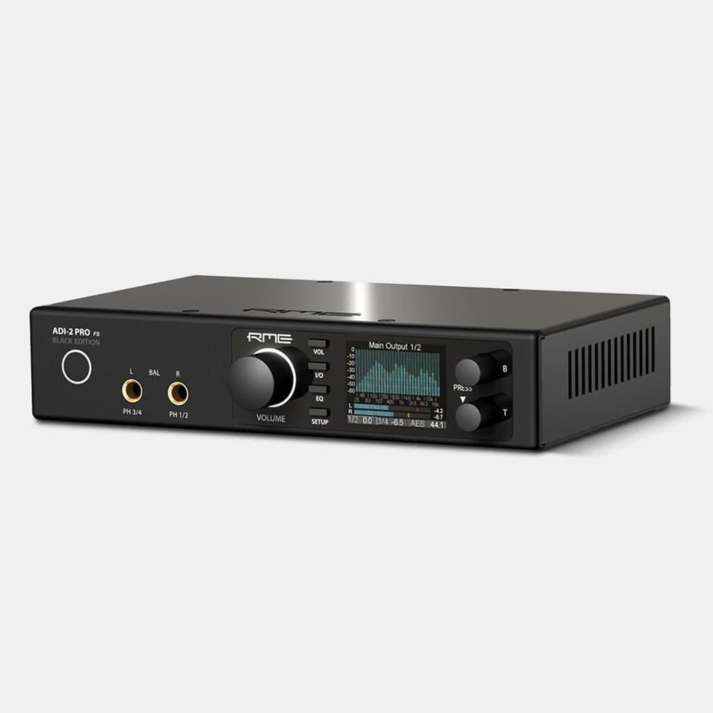 RME ADI-2 Pro FS R Black Edition