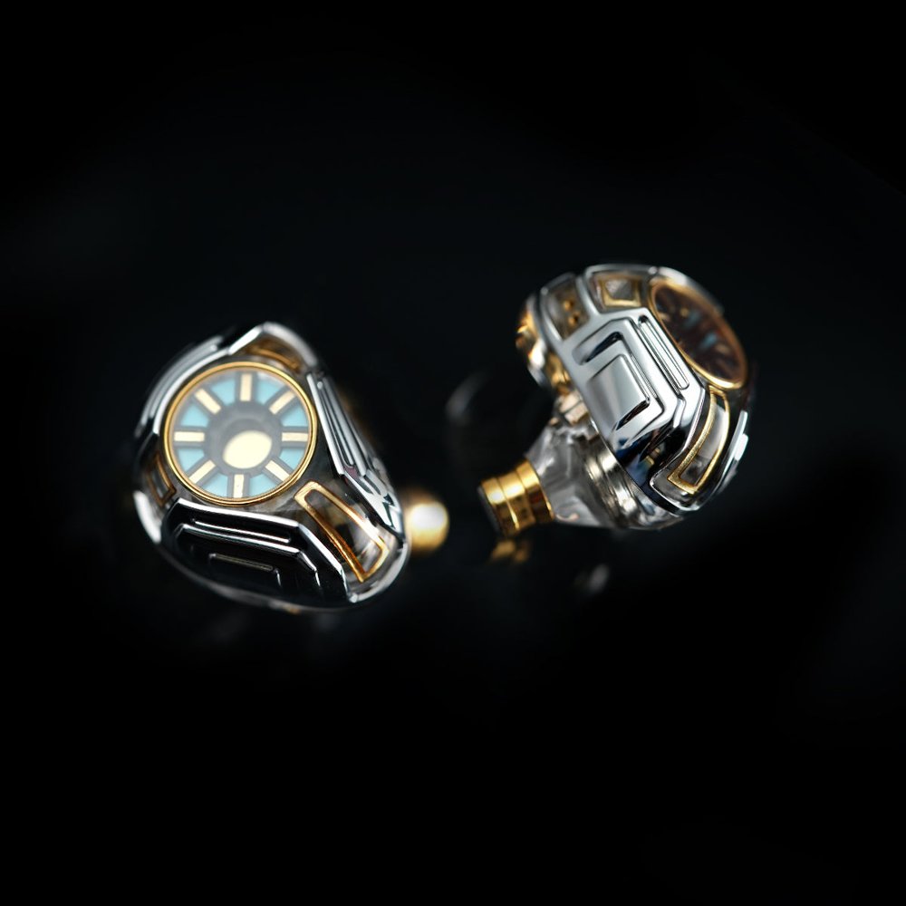 The shell and the gold nozzle. Photo: Palavox.