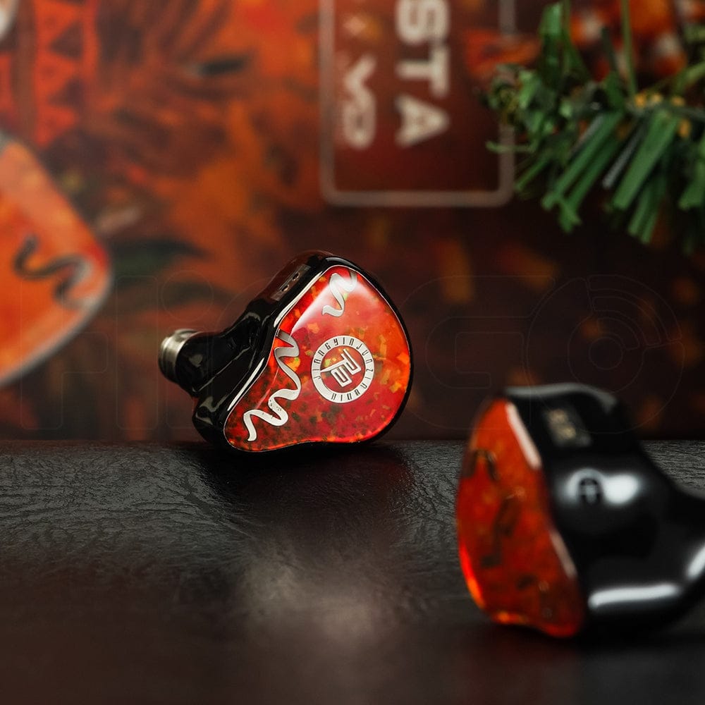 Fiesta faceplate and smoked resin body. Photo: Juzear Audio.