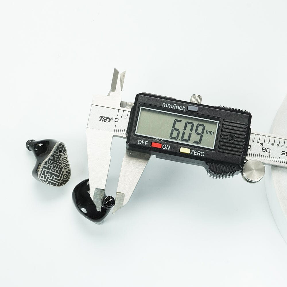Nozzle diameter on the calipers: 6.09mm. Photo: Binary Acoustics / HiFiGo.
