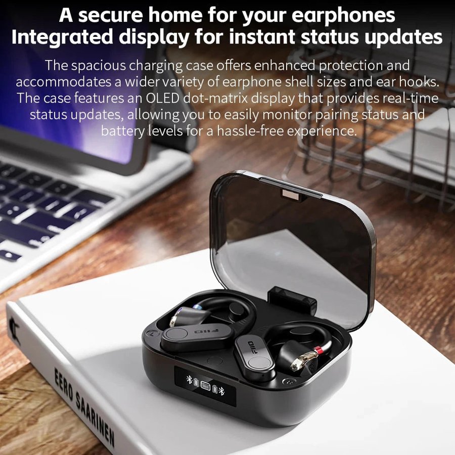 The charging case and its display. Photo: FiiO.